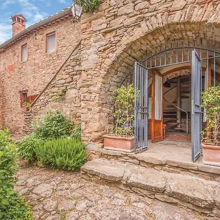 Amazing In Bucine Ar With Kitchen 펜션 Rapale