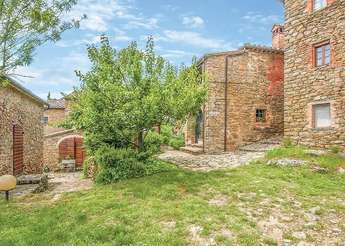 Amazing In Bucine Ar With Kitchen